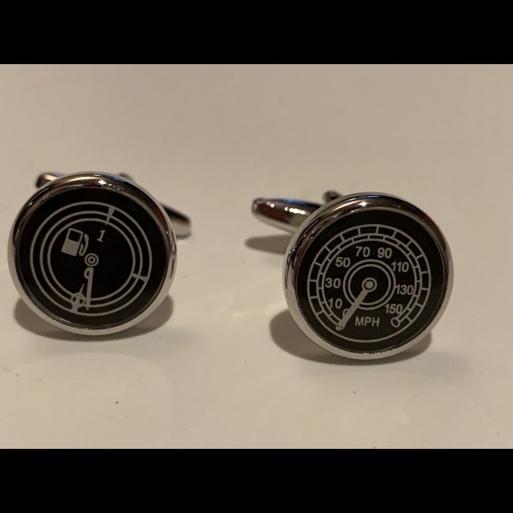 New Gas Tank/Speedometer Chrome Cufflinks